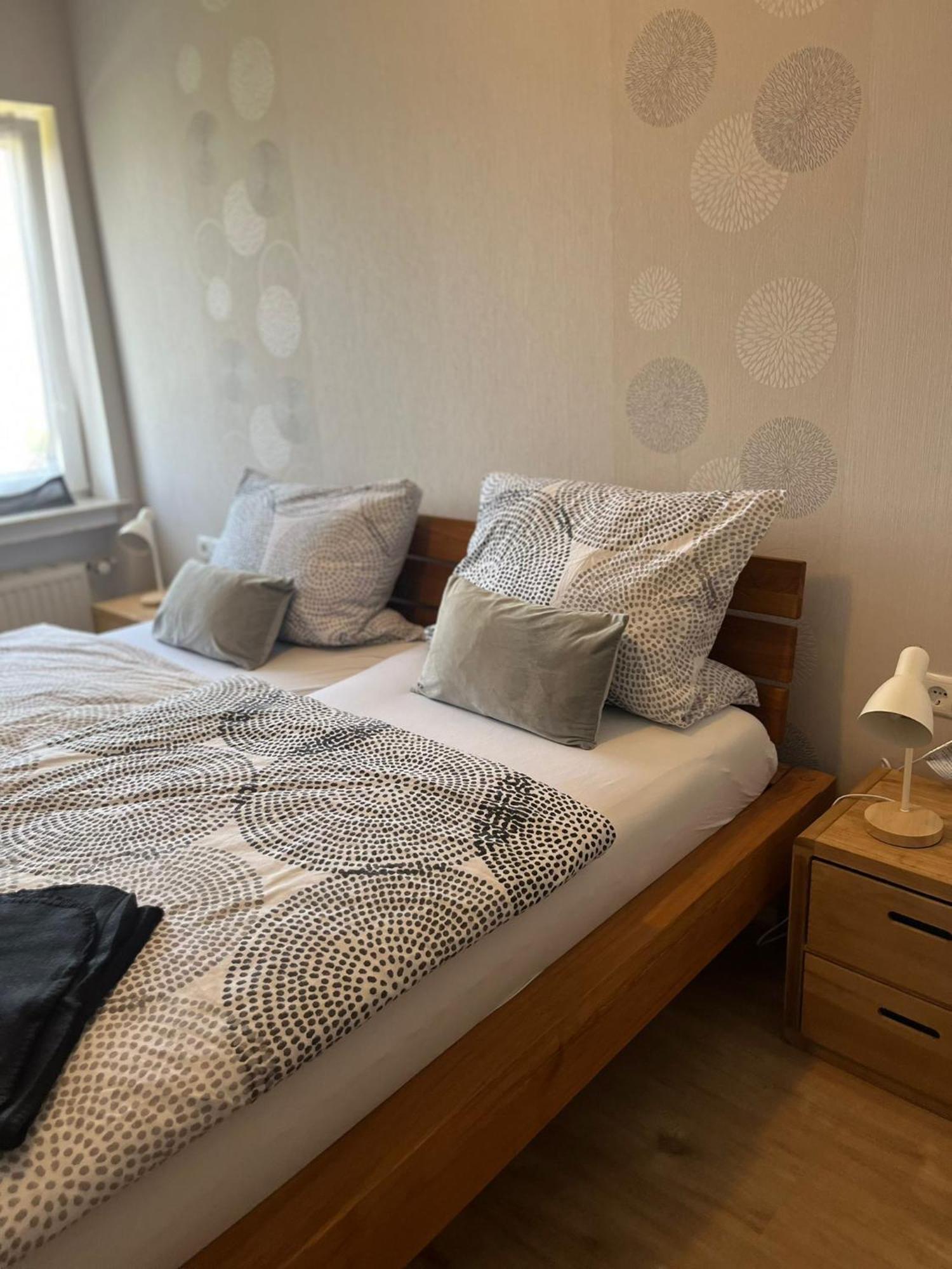Fewo Hoheeifel, 1 Haus Mit 2 Apartments 5 Schlafzimmer In Kelberg Naehe Nuerburgring Pokój zdjęcie